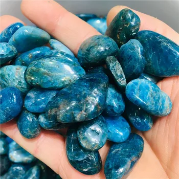 100 g koľajových gem prírodné skalné minerálnych kryštálov apatitu sa používajú na liečenie čakier