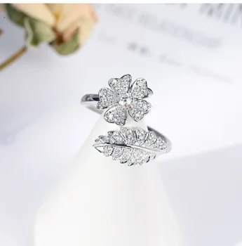 2020 Nové módne tvorivé osobnosti super flash slivka kvet plný diamantový prsteň ženy ženy svetlé luxusné šperky príslušenstvo