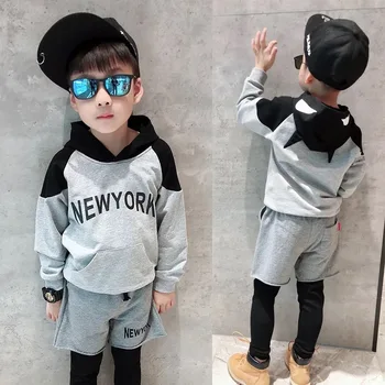 2020 na jar a na jeseň nový detí kórejská verzia chlapec list s kapucňou sveter nohavice bežné dvoch-dielny oblek