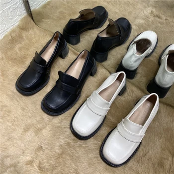 2021 jar a na jeseň nové dámske topánky Britský štýl vysoké podpätky Japonskej módy all-jeden zápas topánky s podpätkom