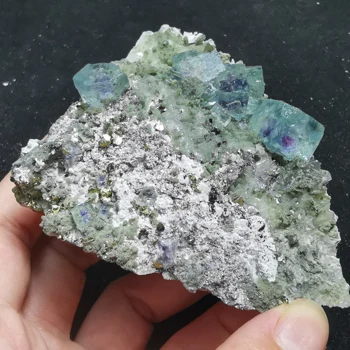 248gNatural zriedkavé pyritom, sľudy, fialové srdce zelená fluorite klastra minerálne vzor kameň a KRIŠTÁĽOVO LIEČENIE KRYŠTÁLMI KREMEŇA GEM