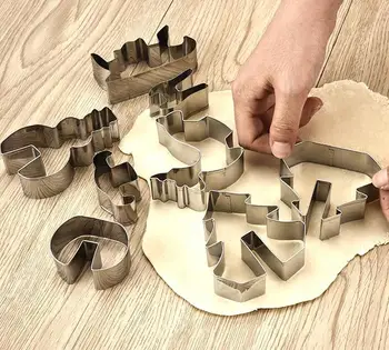 8pcs/veľa Vianočný dizajn Cookie Cutter Formy nehrdzavejúcej ocele 3D biscuit fondant Pečivo, Formy na Pečenie cake zdobenie nástroj