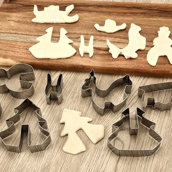 8pcs/veľa Vianočný dizajn Cookie Cutter Formy nehrdzavejúcej ocele 3D biscuit fondant Pečivo, Formy na Pečenie cake zdobenie nástroj