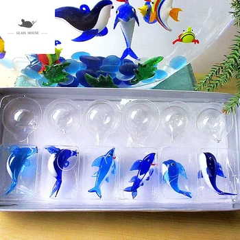 Custom handmade lampwork plávajúce pohár Delfína miniatúrne Figúrky akváriu dekorácie prívesok charms Morského Sveta zvierat sochy