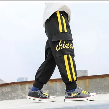 Detské nohavice 2020 jeseň nové produkty tlačené písmená bežné nohavice voľné padnúce nohavice chlapcov nohavice baby boy šaty