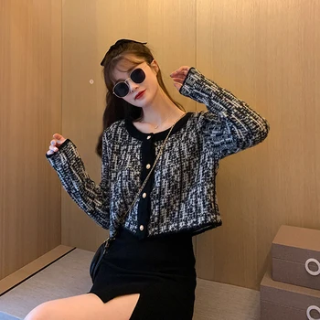 Dlhým rukávom tenký voňavé pletený sveter na jar a na jeseň 201 nový štýl žena kórejský štýl tenký, krátky wild bunda trend