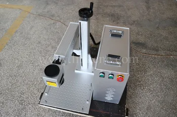 Fiber laser označenie stroj pre cestné značenie / pamäťovej karty stroj na výrobu