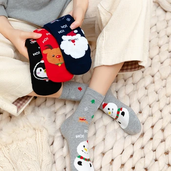 Jeseň/Zima Vianoce Ponožky Žena Perie Priadza Santa Claus Cartoon Moose Snehuliak Penguin Rovno Rada Dlhé Ponožky Červenej Ponožky