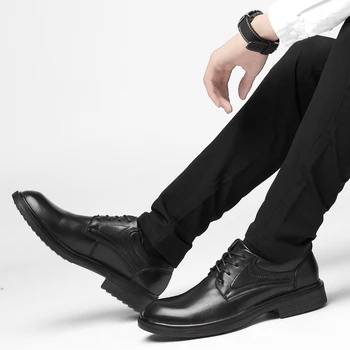 Muži šaty topánky vysokej kvality usne formálne obuv muži veľké veľkosti 36-47 oxford topánky pre muži móda office obuv muži