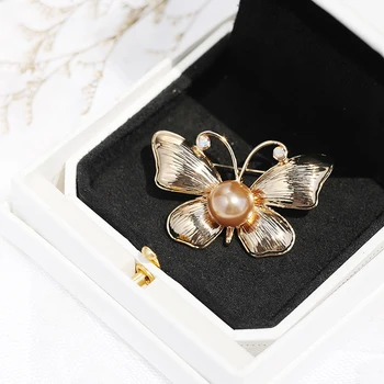 Móda Crystal Pearl Brošňa Motýľ kolíky Pre Ženy Autor Retro Proces Ženské Odevné Doplnky, Svadobné Šperky, Darčeky