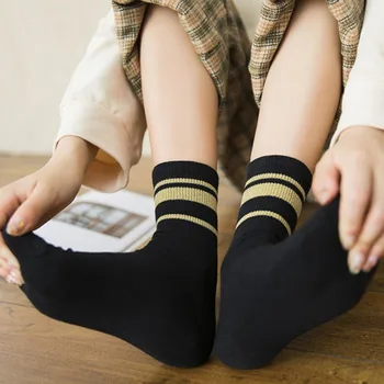 PEONFLY novinka Zlato Hodváb farbou Žien Ponožky Módne zábavné Široký Jemné Pruhy Vetranie Čierne Biele Bavlnené Ponožky Žena
