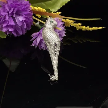 Populárne mini zirkón šperky gem zirkón zvierat leopardy nájsť medi klasický štýl sveter strapec náhrdelník s príveskom