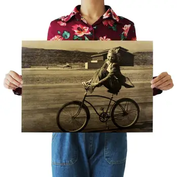 Retro Bicyklov Dekoratívne Maľby Pekné Dievča Kraft Papier Plagát, Bar, Kaviareň Doma Samolepky na Stenu 36 X 51.5 cm