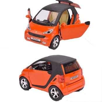 Simulácia Zliatiny Auto Racing Model detské autíčka Vytiahnuť Späť Mini Auto Cartoon So Svetlom Van Deti Chlapec Hračka Darček
