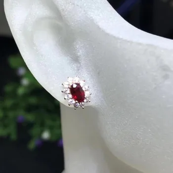 Vernosť prírodných 3*5mm ruby stud náušnice s925 striebro klasické Nádherné jemné šperky pre ženy, svadobné Prírodné červený drahokam